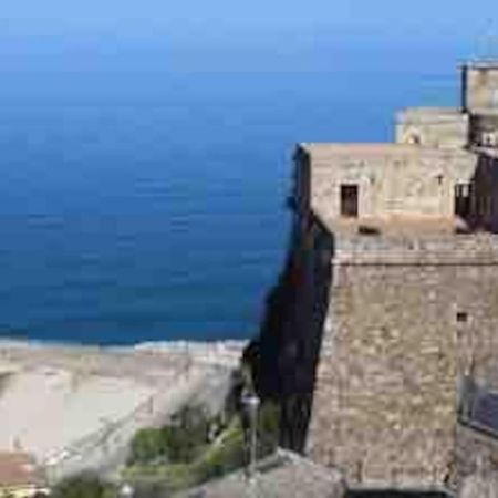 La Scaletta Sul Mare Di Pizzo Wifi E Disney+ Eksteriør bilde