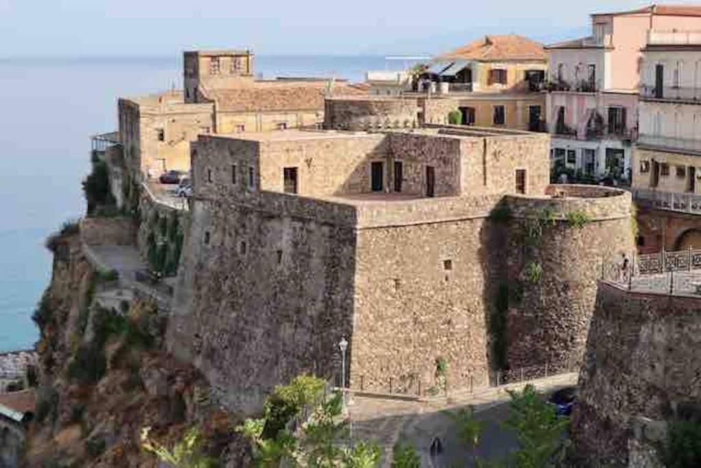 La Scaletta Sul Mare Di Pizzo Wifi E Disney+ Eksteriør bilde